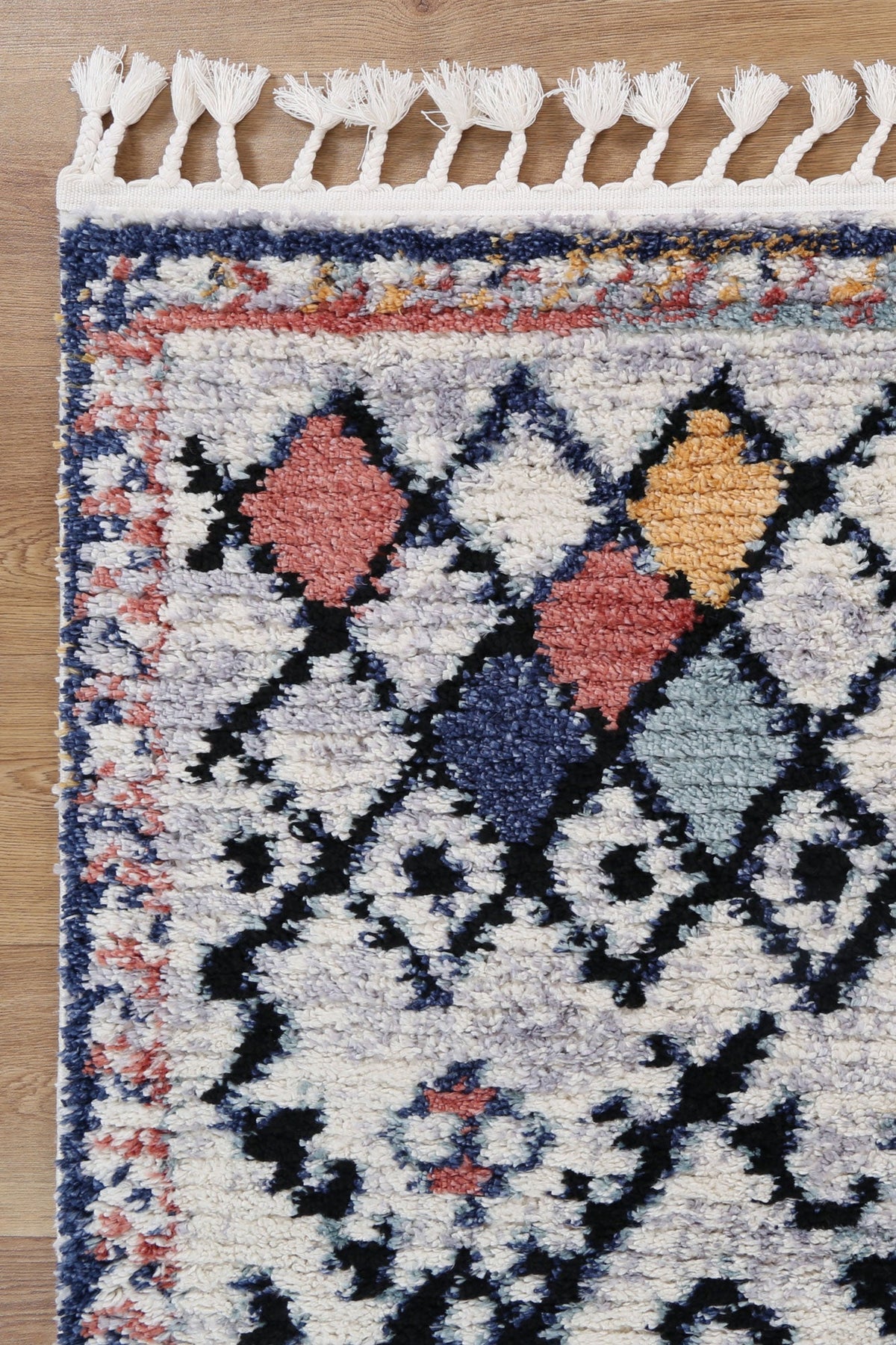 Moda Pattie Multi Tribal Rug