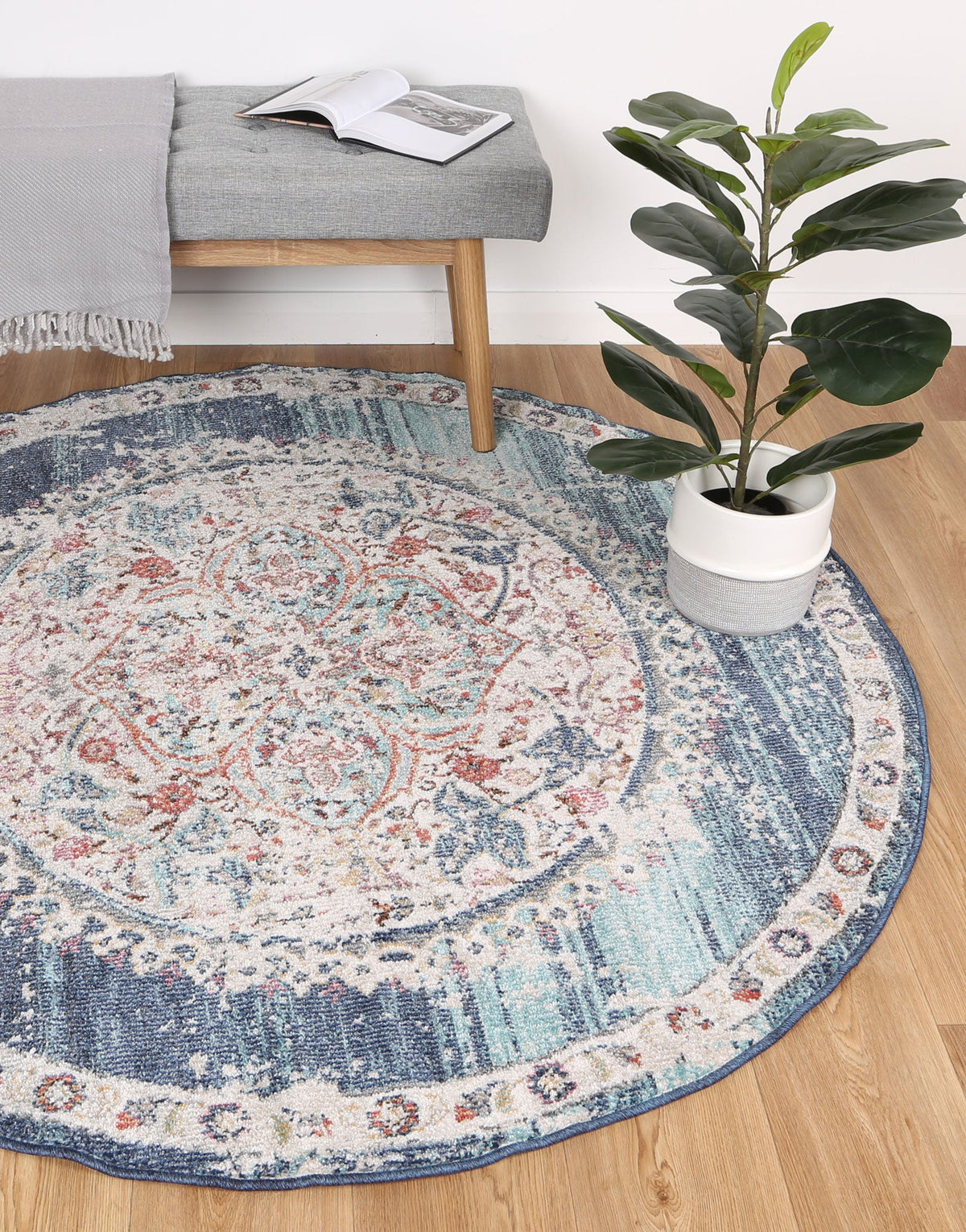 Salsa Hollow Medalion Transitional Navy &amp; Multi Round Rug