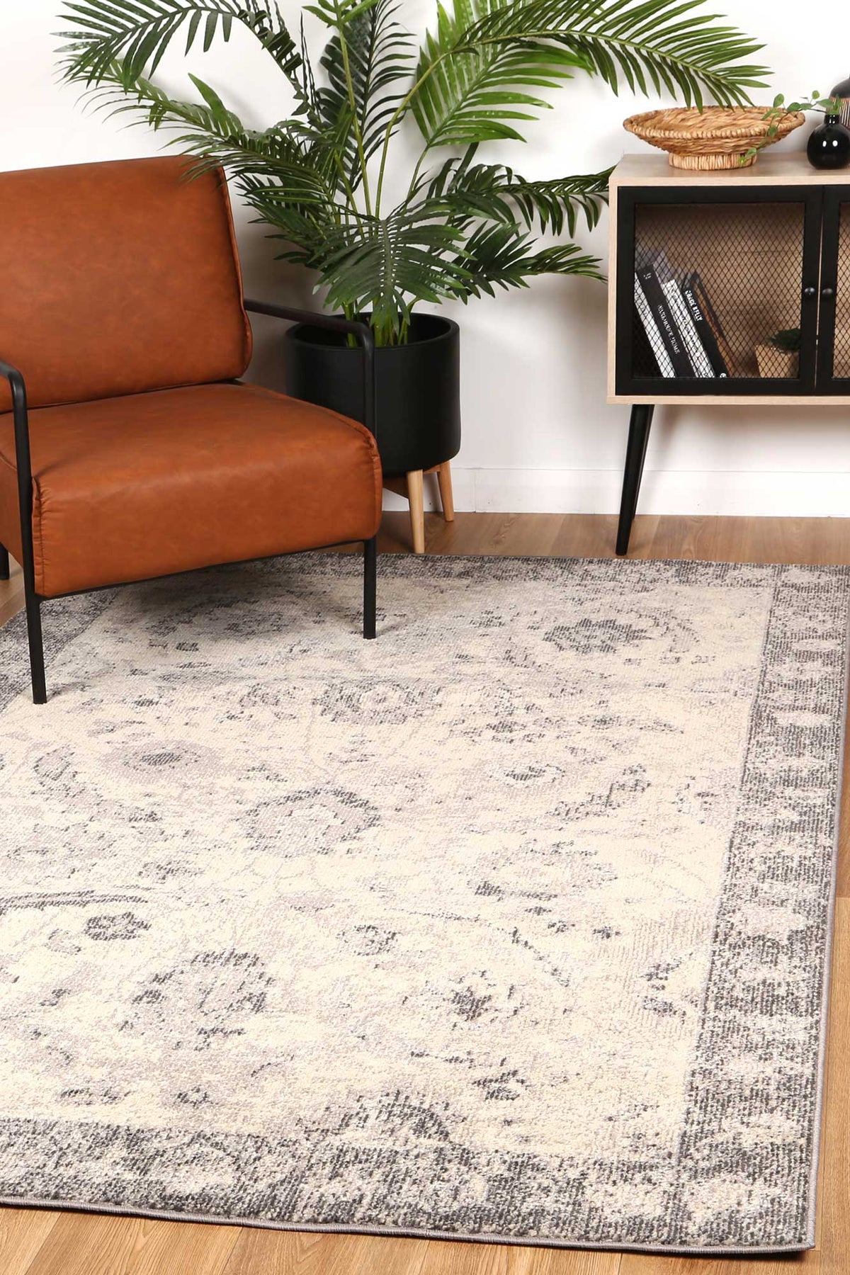 Tulin Warm Cream &amp; Grey Transitional Rug